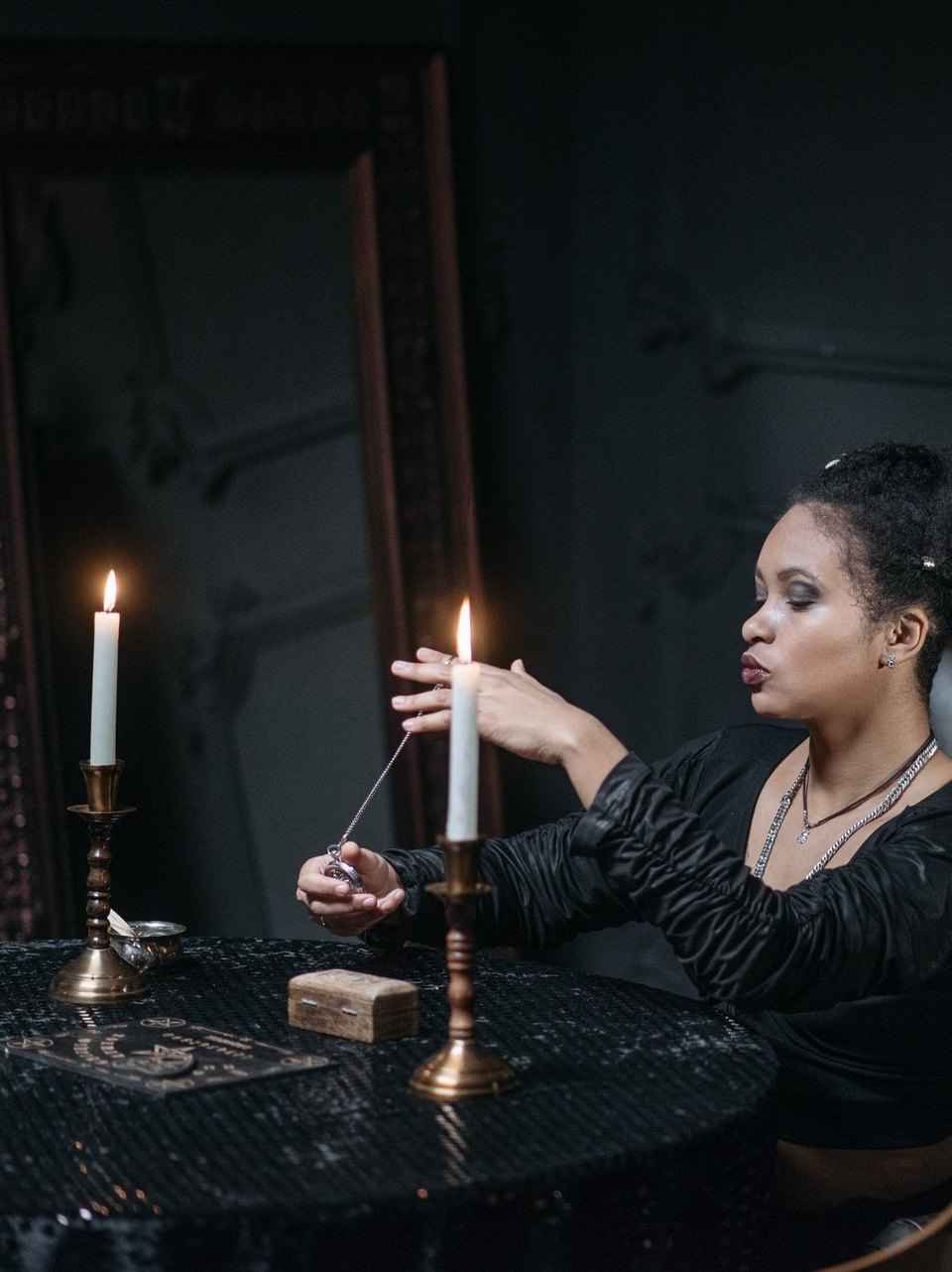 Revelación y comunicación con espiritus