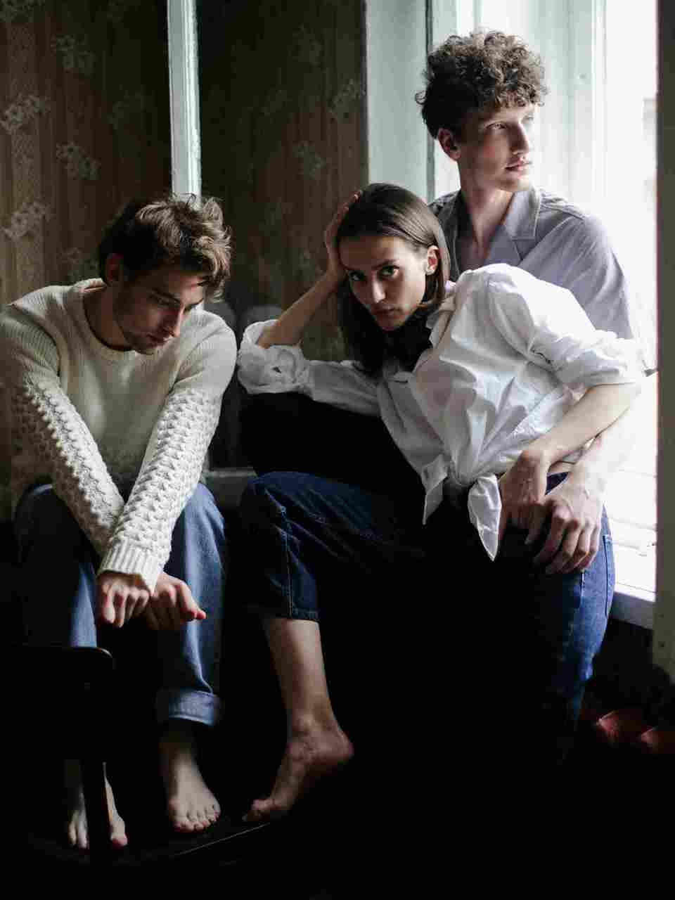 Alejamiento de terceras personas